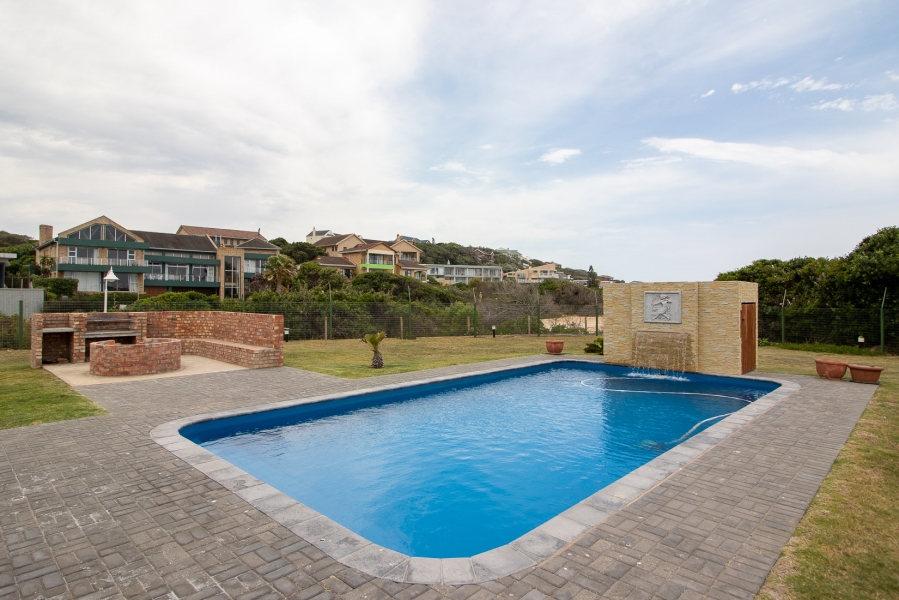 4 Bedroom Property for Sale in West Beach Eastern Cape